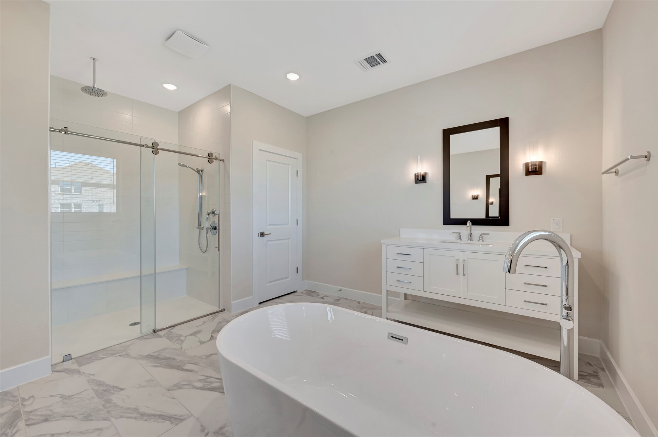 1008 Butterfly Lane Justin TX 76247