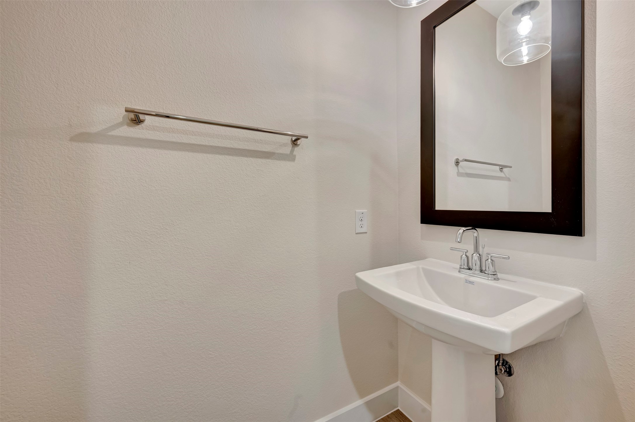 1008 Butterfly Lane Justin TX 76247