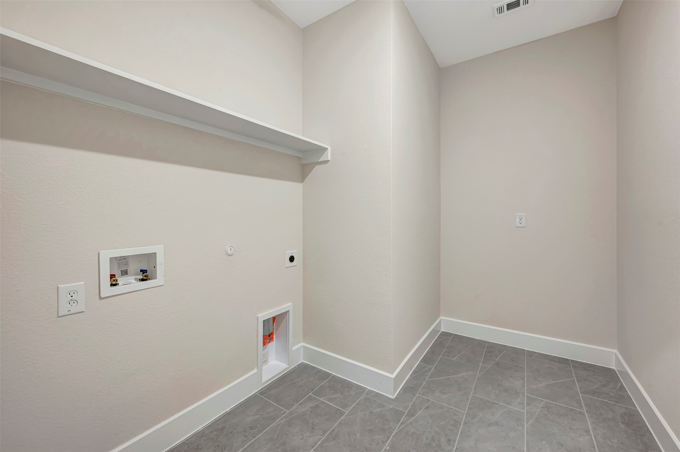 1008 Butterfly Lane Justin TX 76247