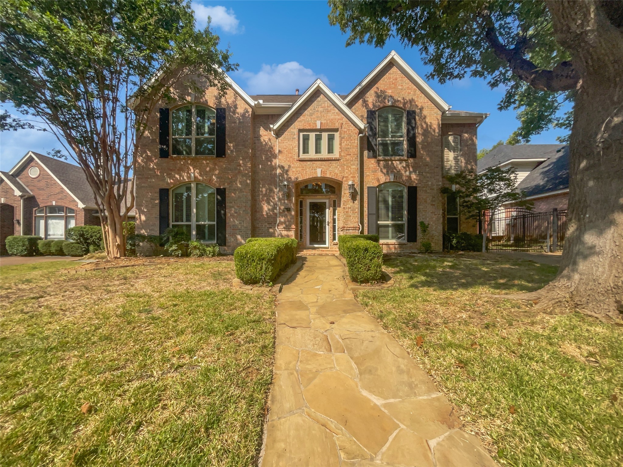 2206 Hunter Place Lane Arlington TX 76006