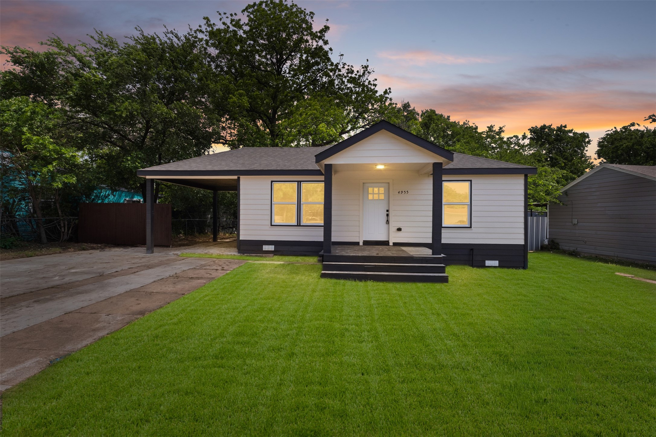 4955 Vinetta Drive Fort Worth TX 76119