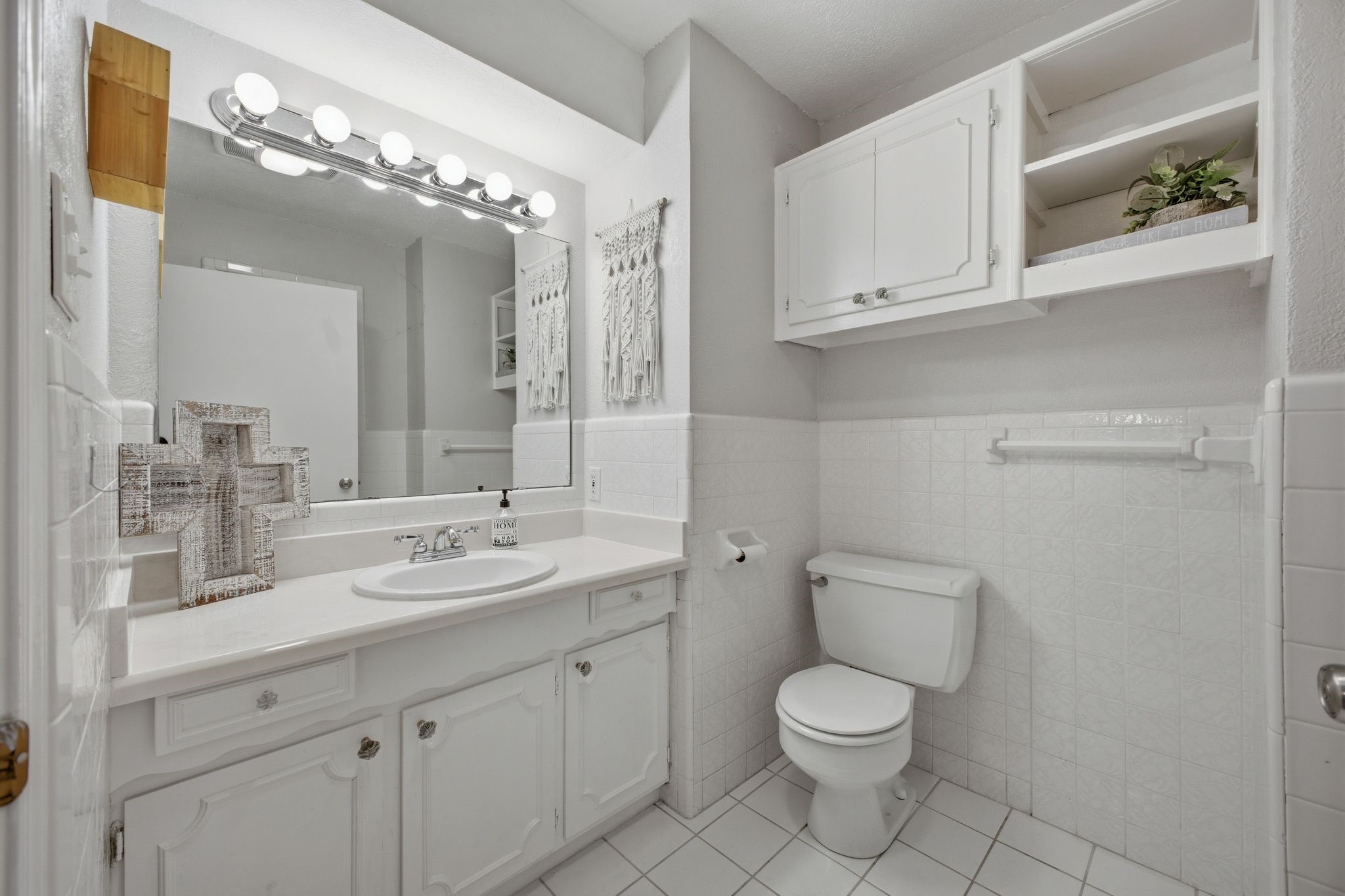 1607 Little Creek Drive Waxahachie TX 75165