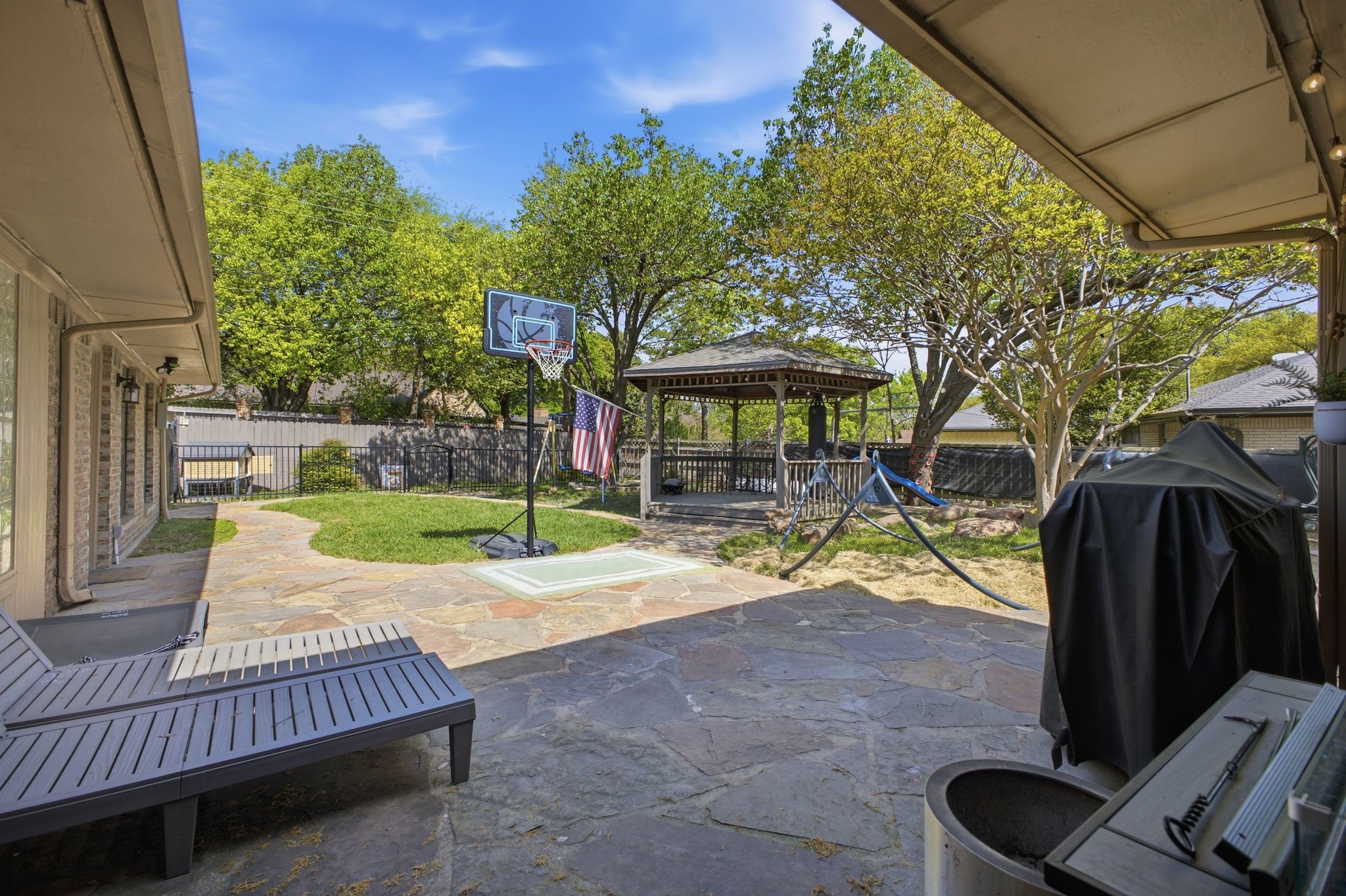 1607 Little Creek Drive Waxahachie TX 75165