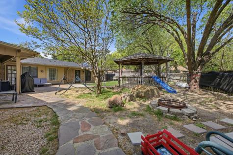 1607 Little Creek Drive Waxahachie TX 75165