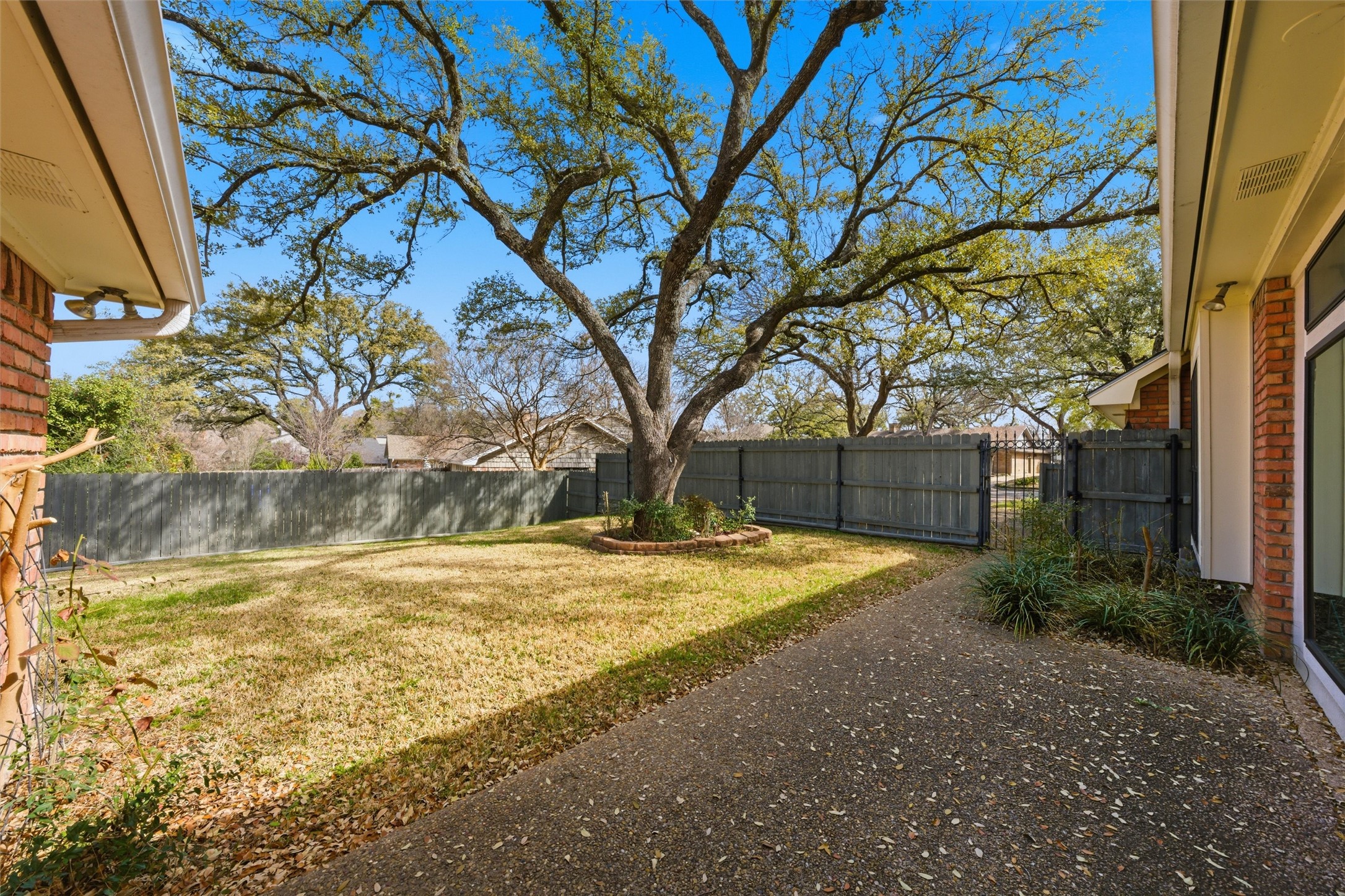 7101 Fish Pond Road Waco TX 76710