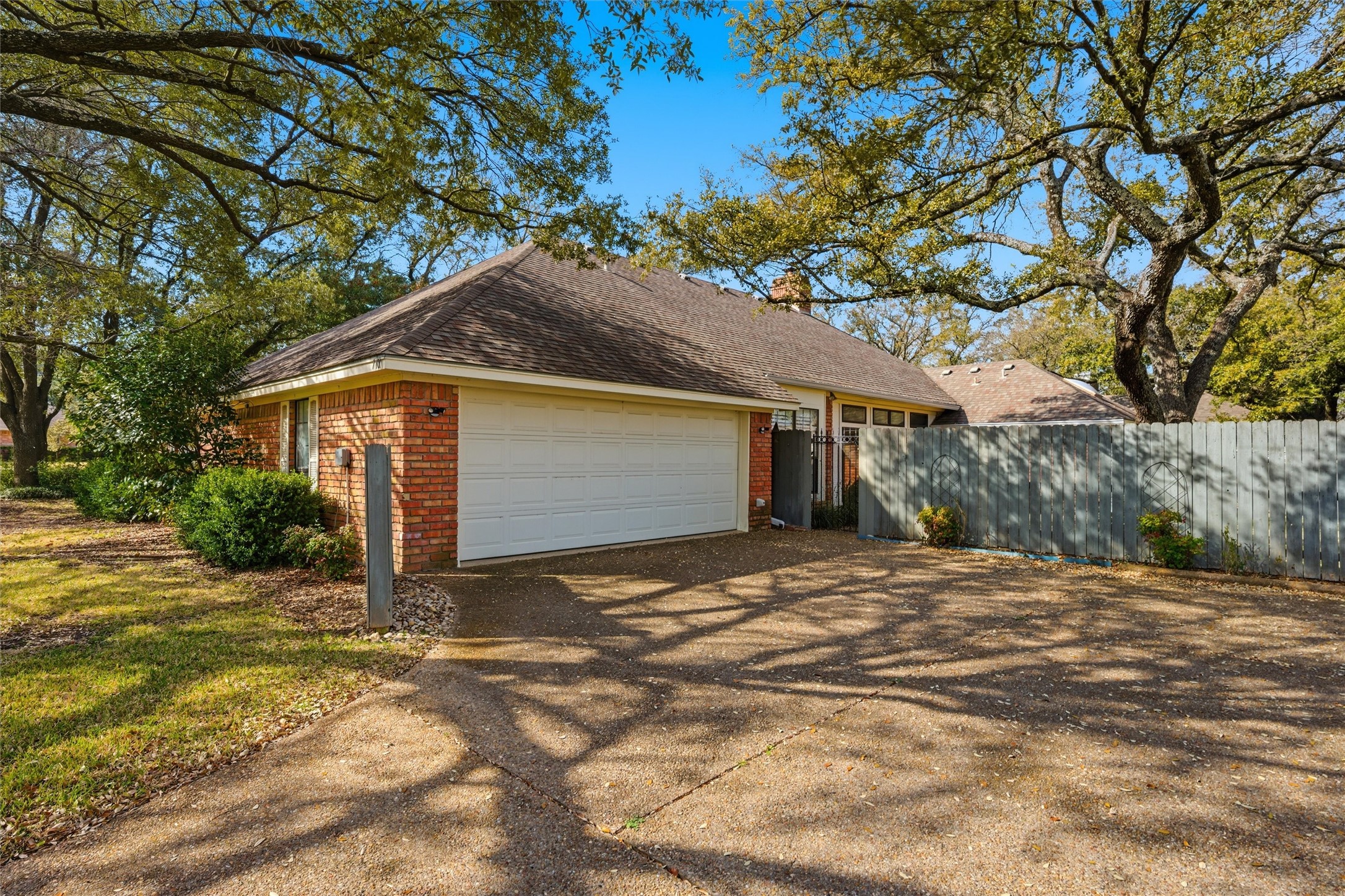 7101 Fish Pond Road Waco TX 76710