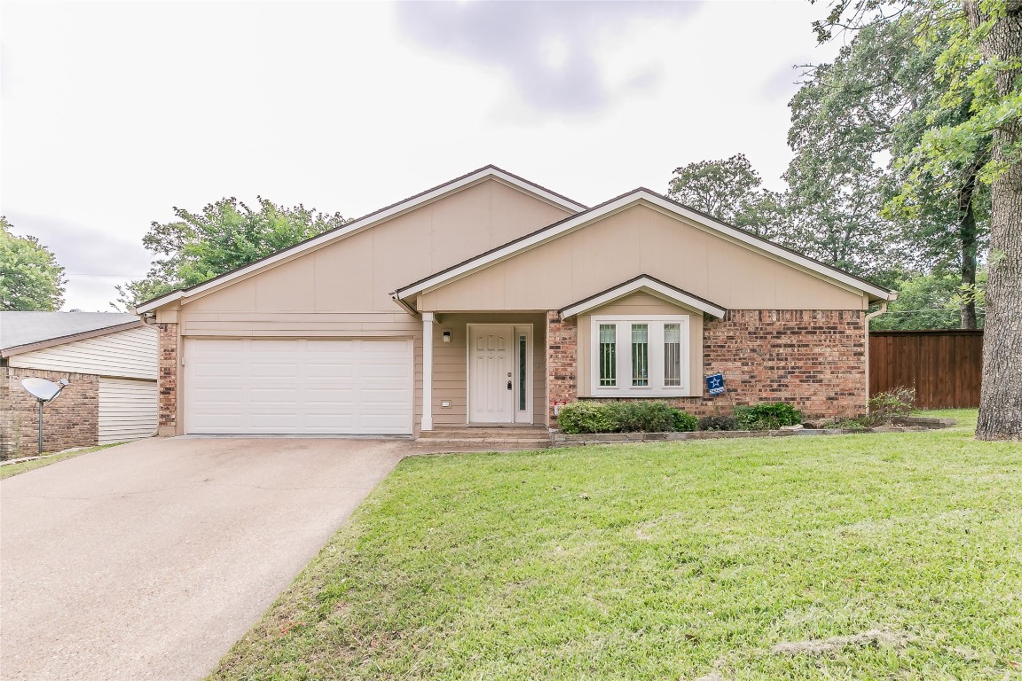 4817 Crestmont Court Arlington TX 76017
