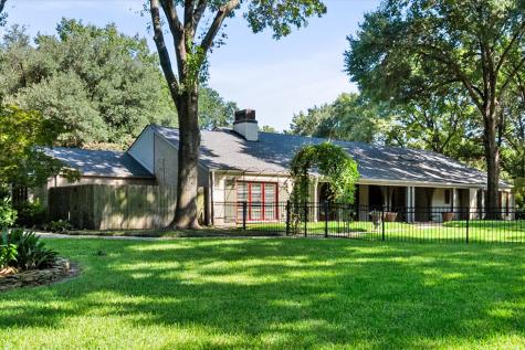 2212 Bowie Drive Corsicana TX 75110