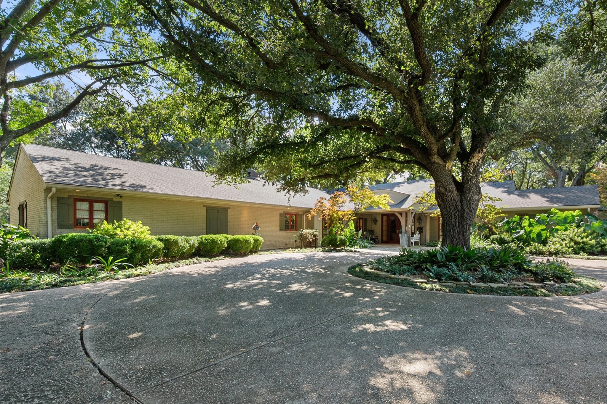 2212 Bowie Drive Corsicana TX 75110