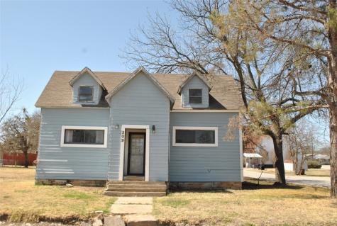 309 N Pearl Street Comanche TX 76442