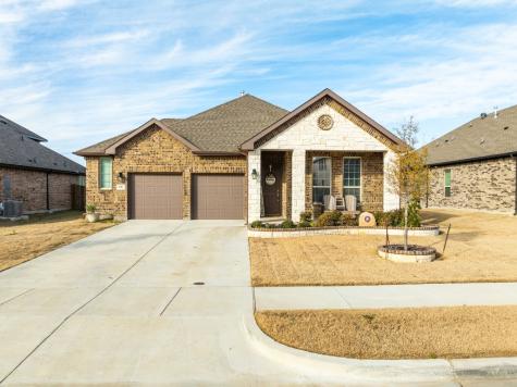 409 Green Hill Drive Waxahachie TX 75167