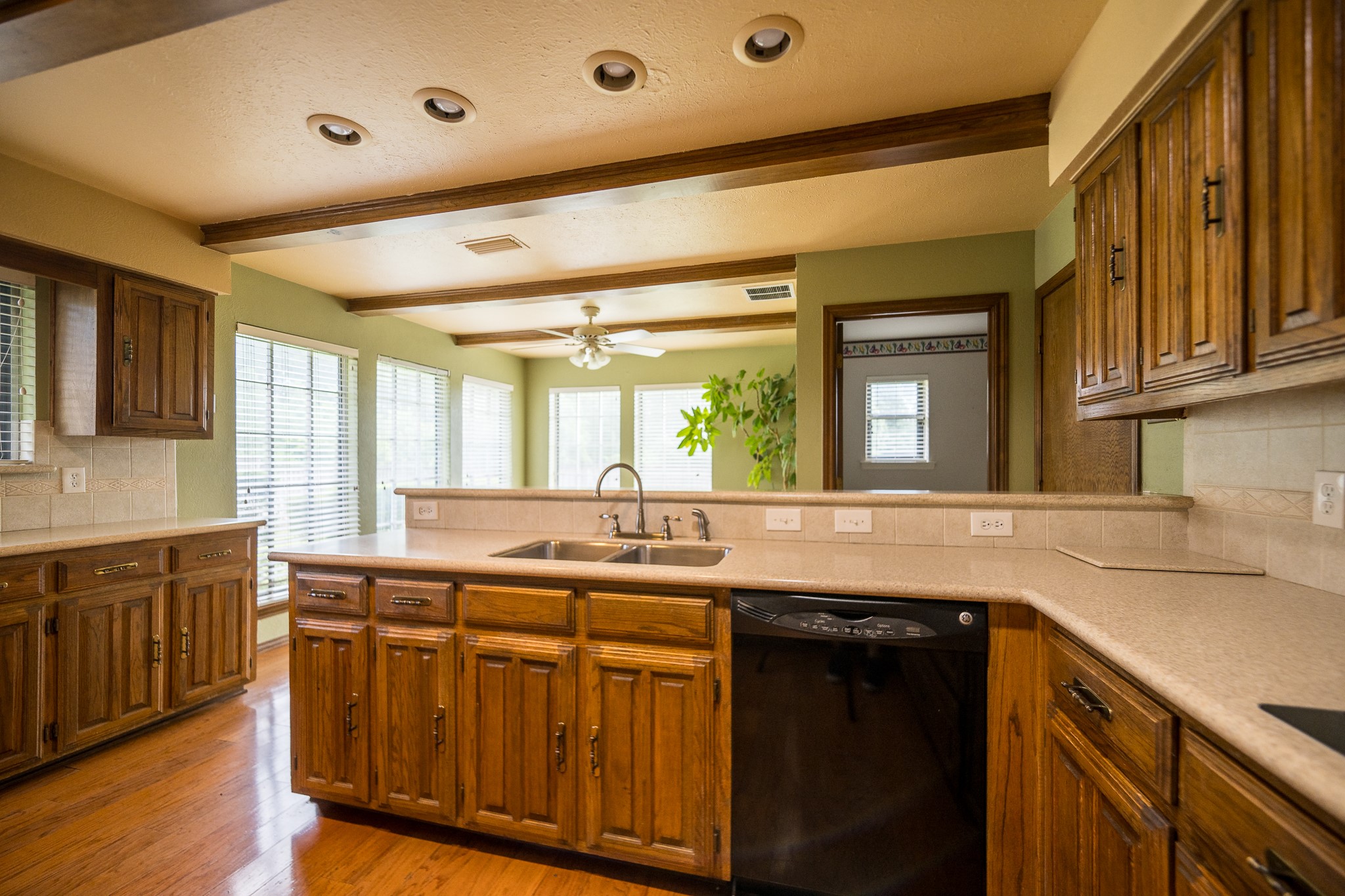 2115 Portsmouth Drive Richardson TX 75082