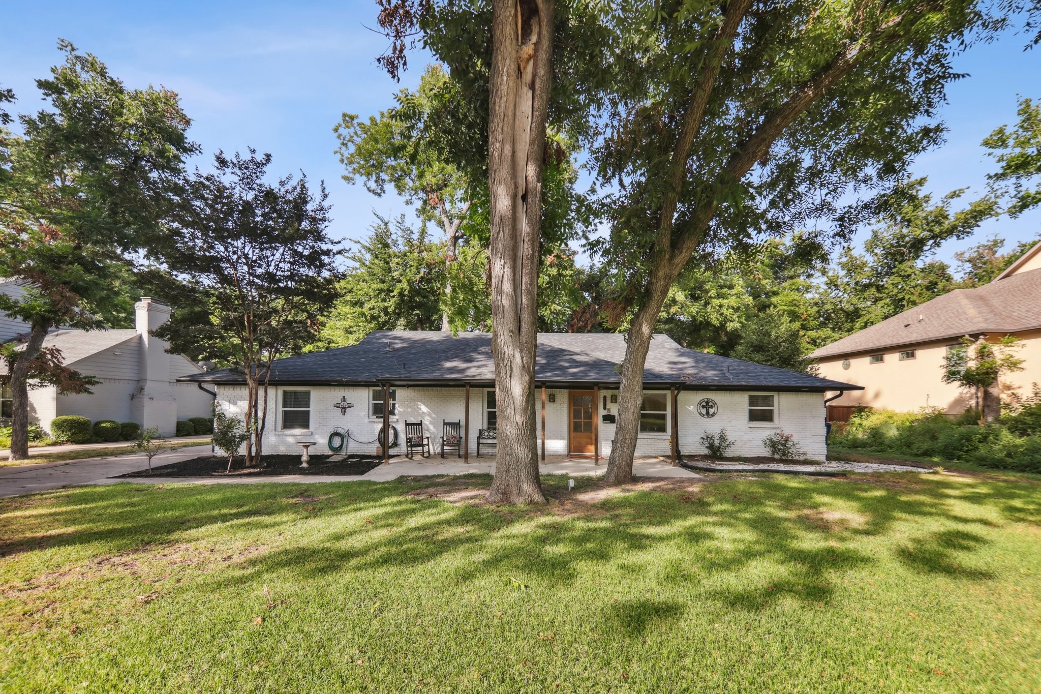 2613 S Glenbrook Drive Garland TX 75041
