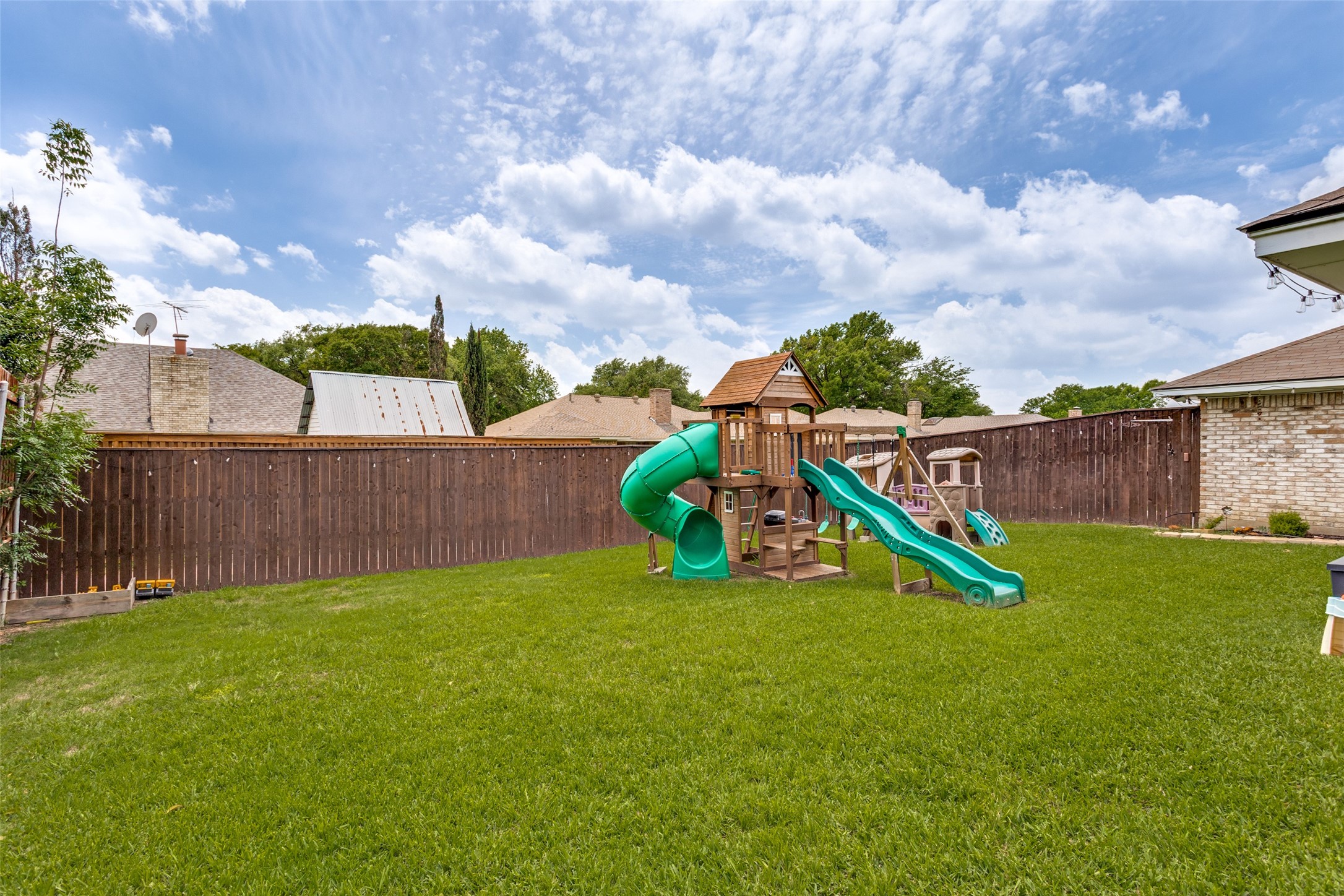 1000 Mellville Drive Plano TX 75075