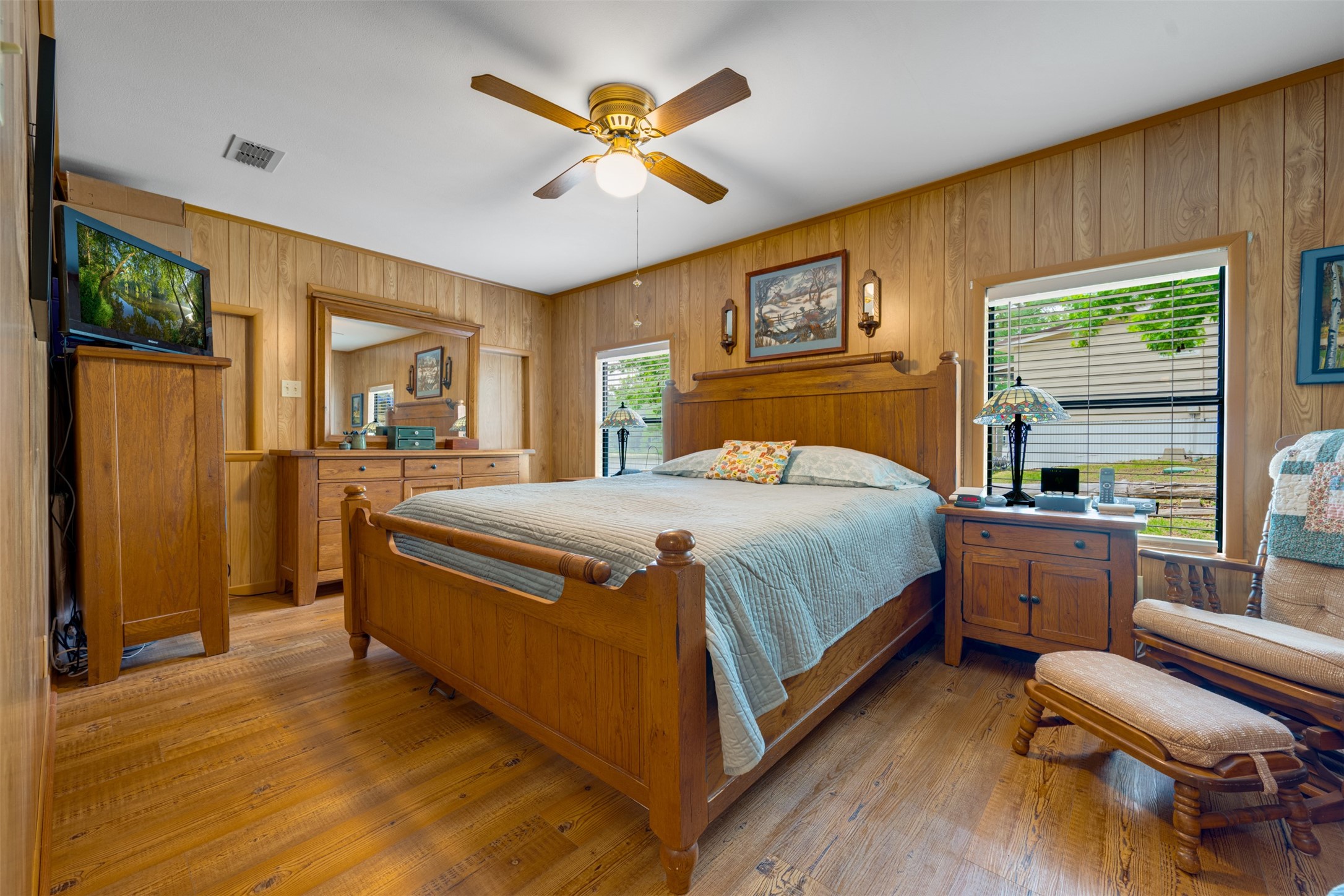 20 Waco Elkhart TX 75839