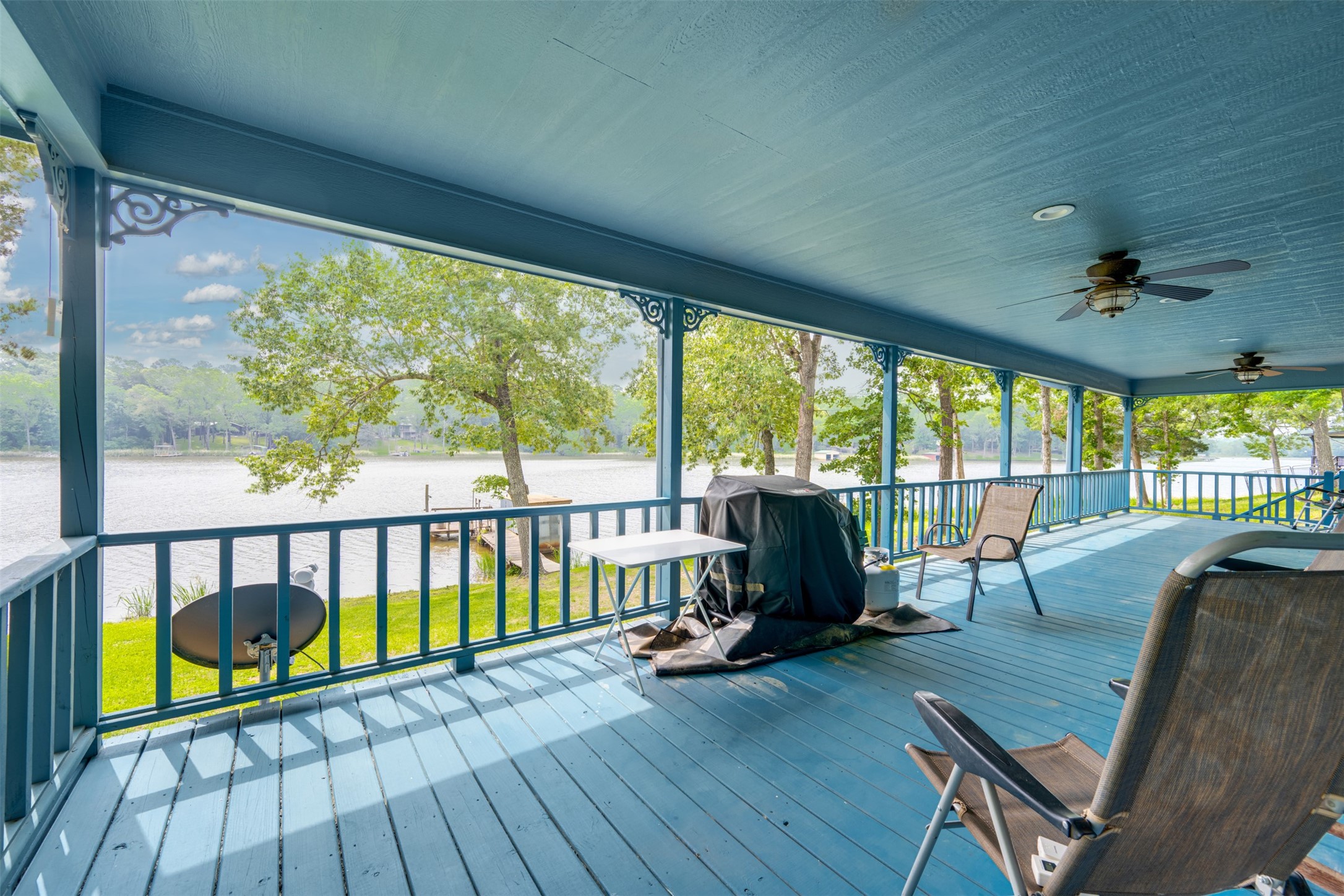 20 Waco Elkhart TX 75839