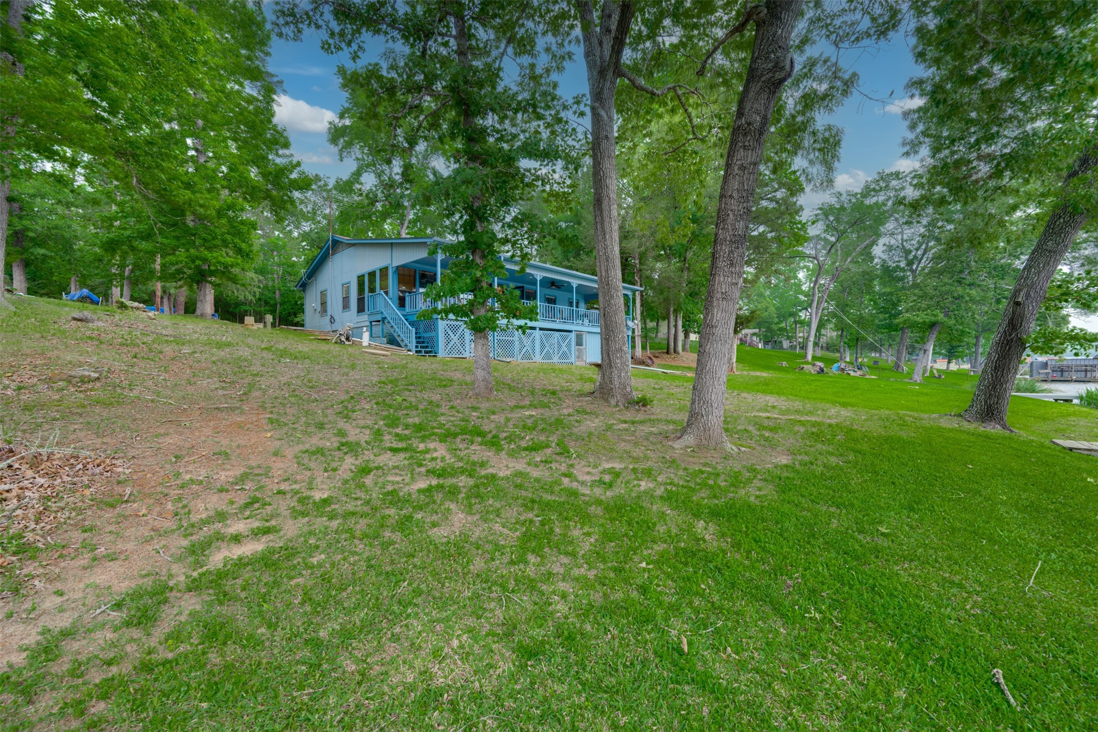 20 Waco Elkhart TX 75839