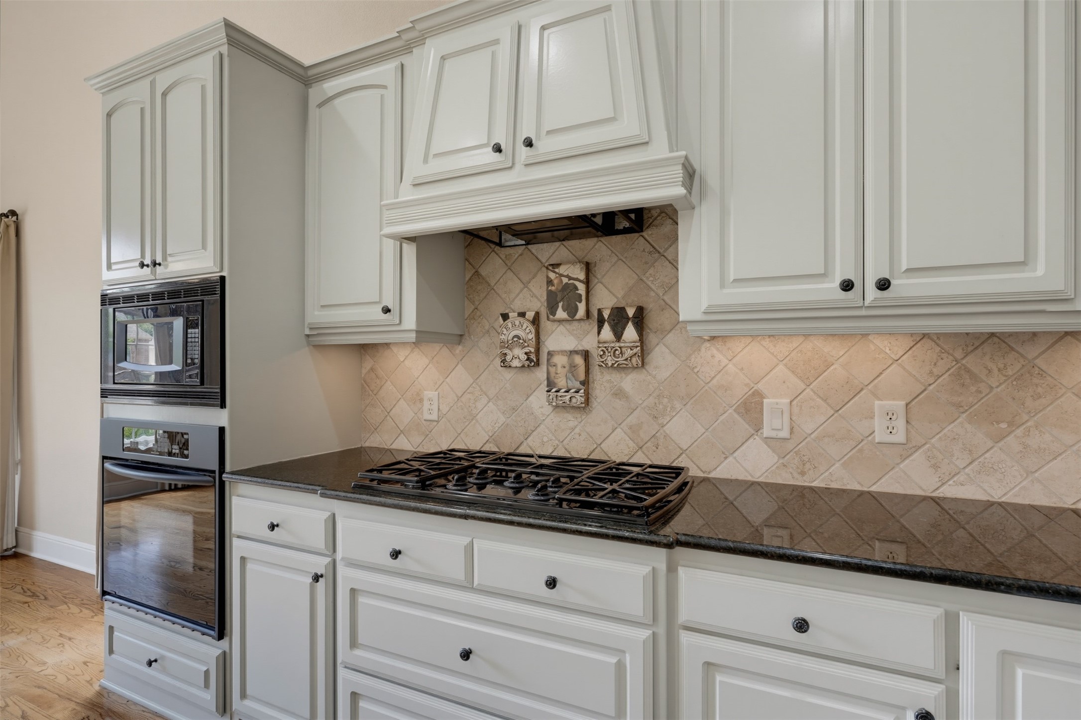 6013 Avalon Street North Richland Hills TX 76180