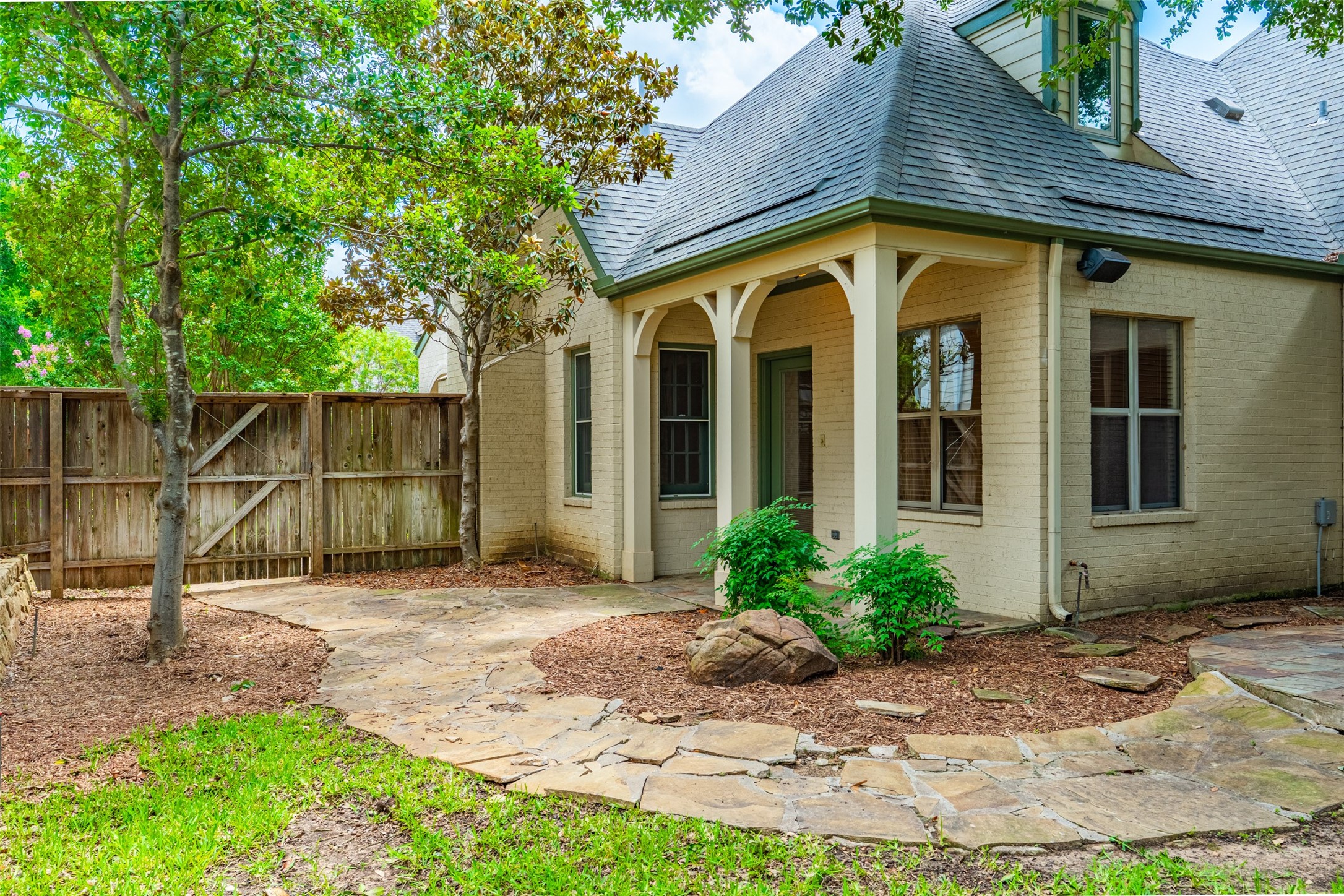 6013 Avalon Street North Richland Hills TX 76180