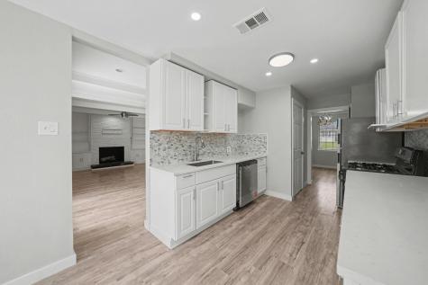 1120 Misty Glen Lane Dallas TX 75232