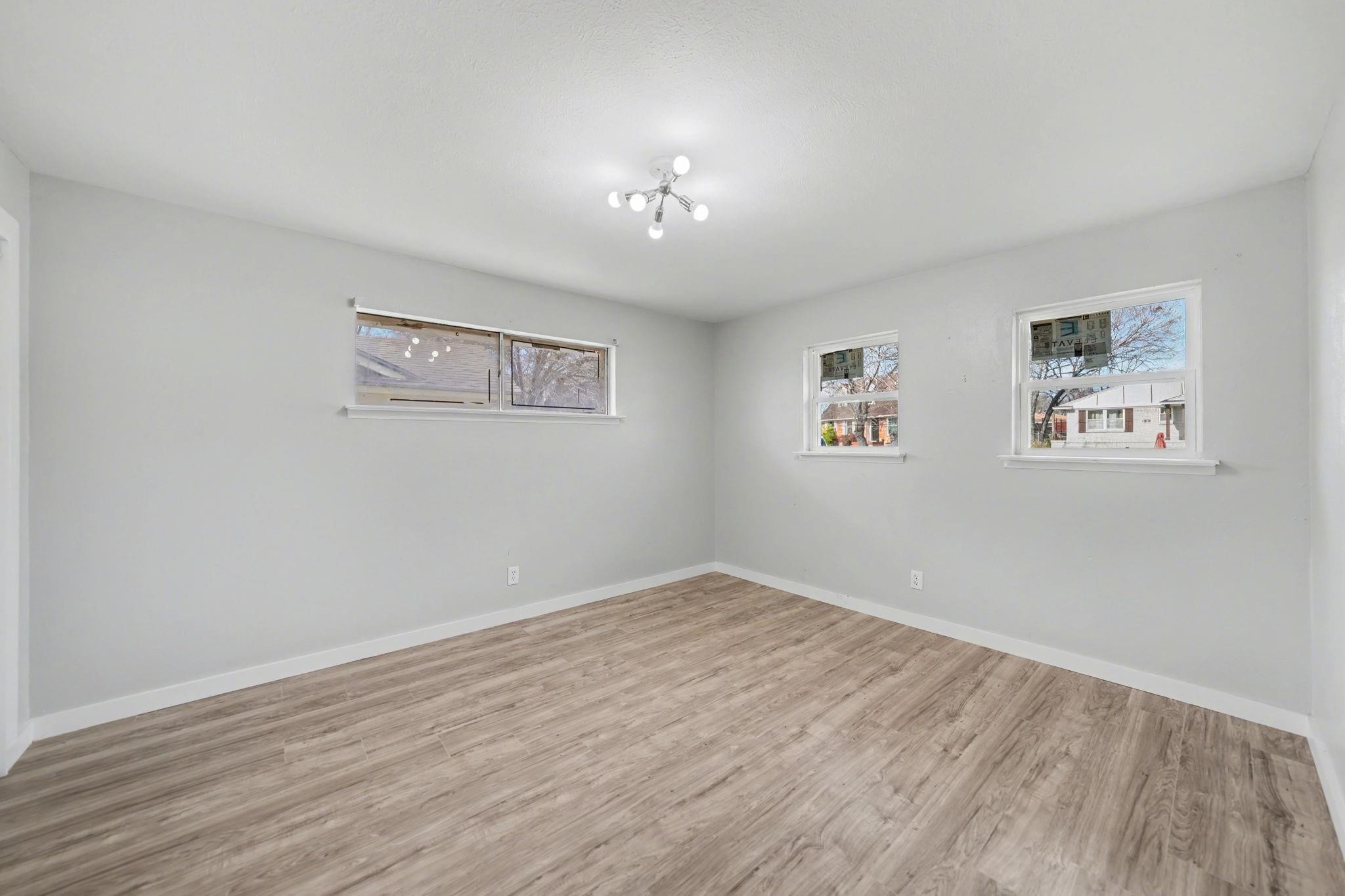 1120 Misty Glen Lane Dallas TX 75232