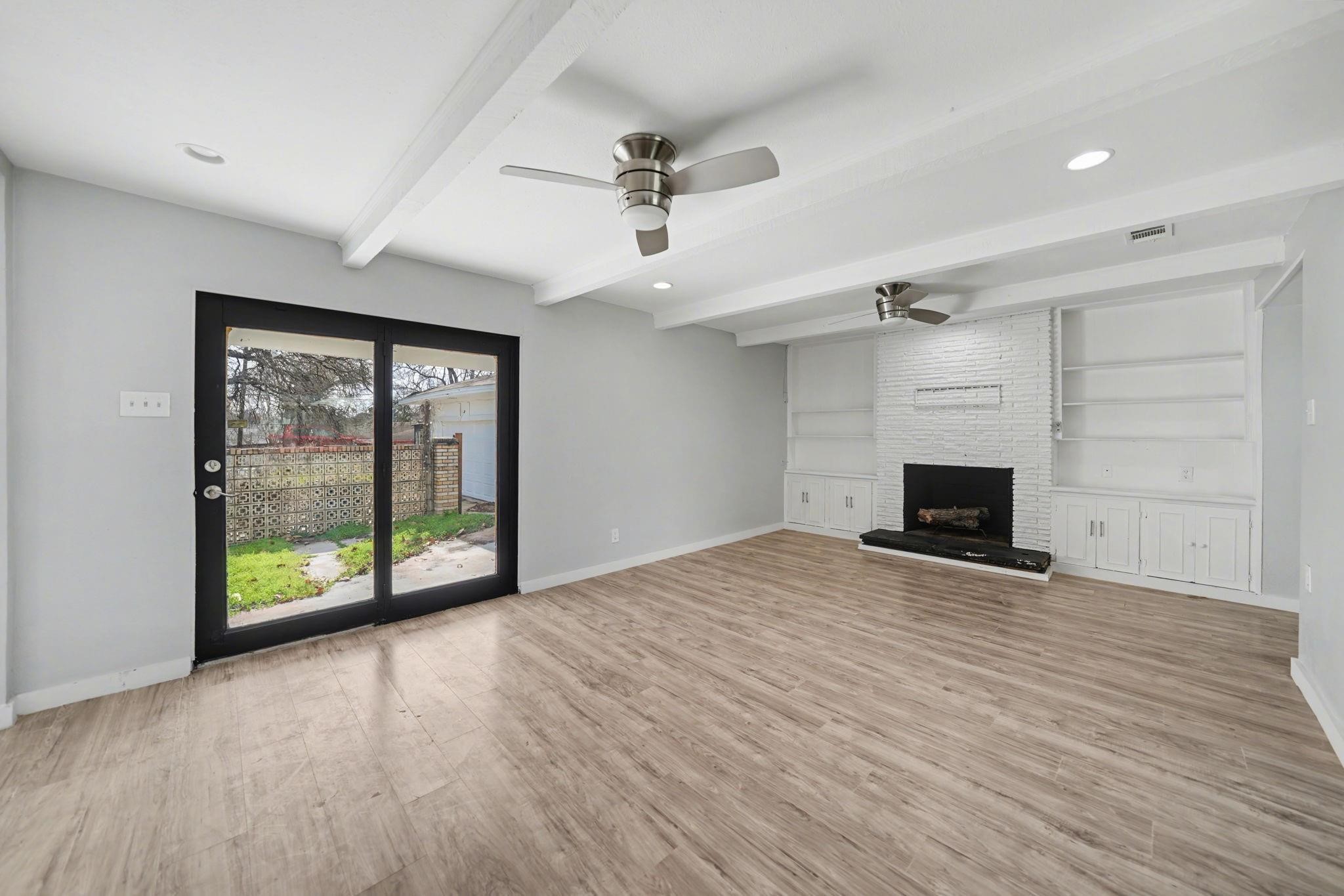 1120 Misty Glen Lane Dallas TX 75232