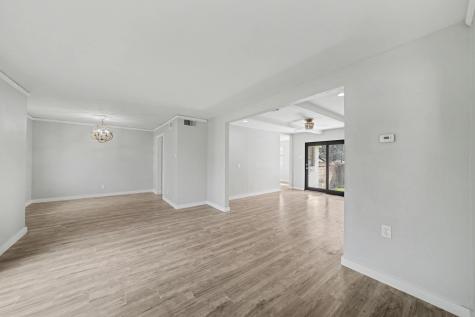 1120 Misty Glen Lane Dallas TX 75232