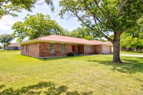 808 S Jefferson Street Pilot Point TX 76258