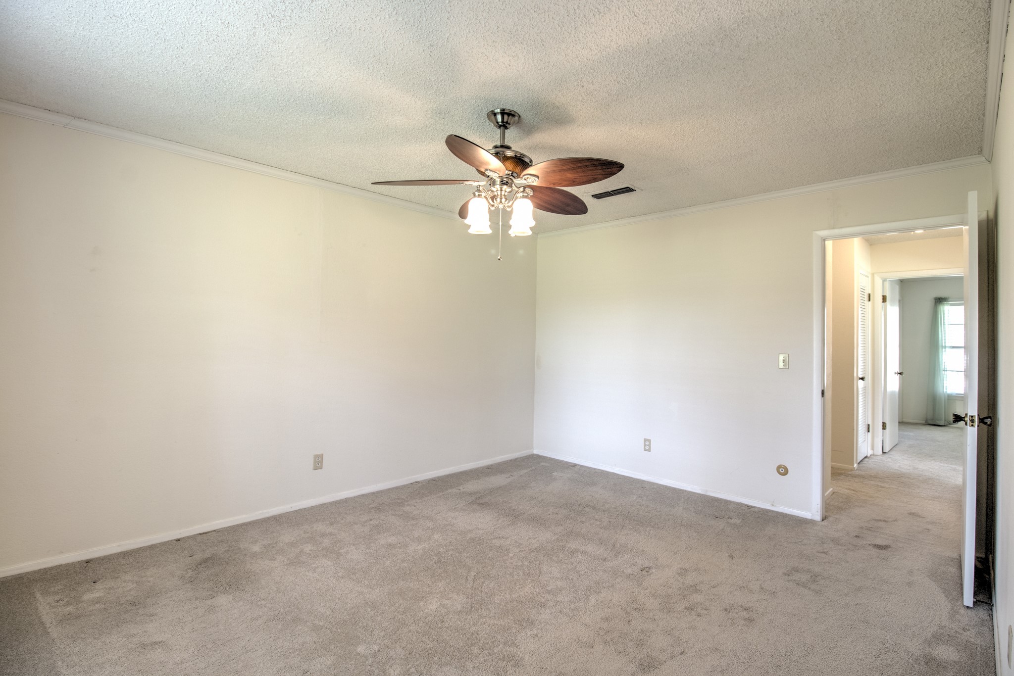 808 S Jefferson Street Pilot Point TX 76258