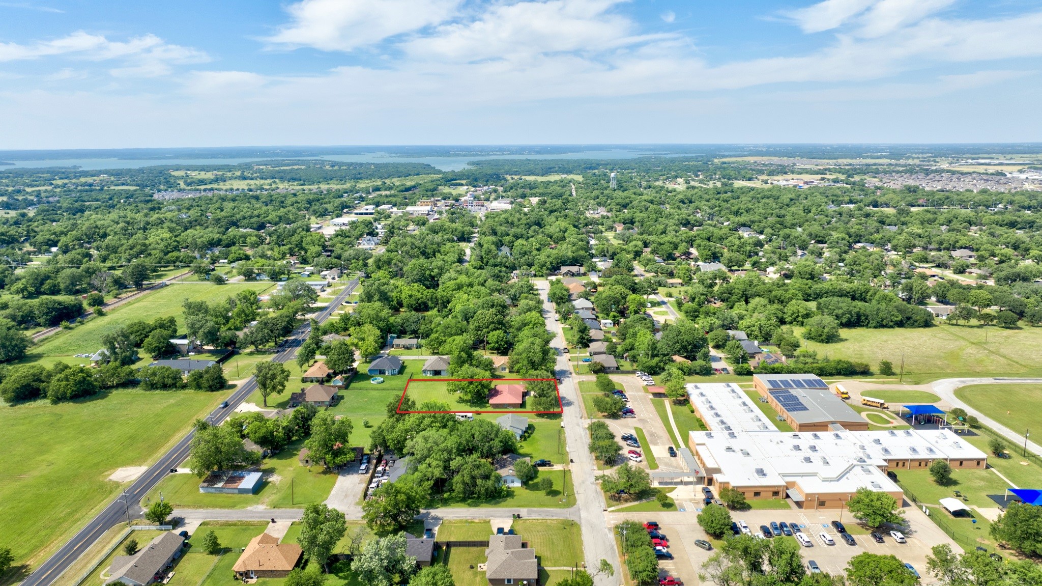 808 S Jefferson Street Pilot Point TX 76258