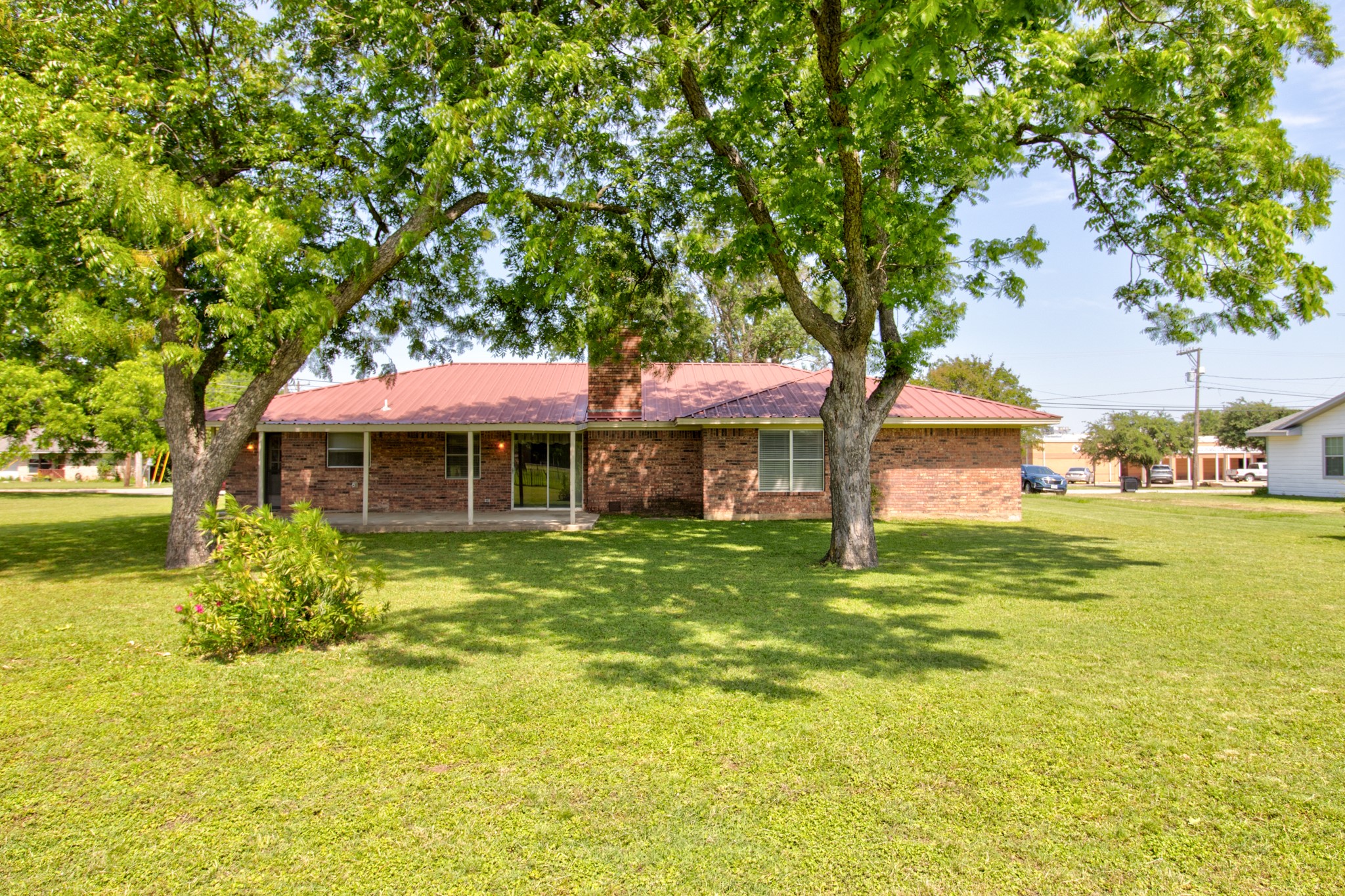 808 S Jefferson Street Pilot Point TX 76258