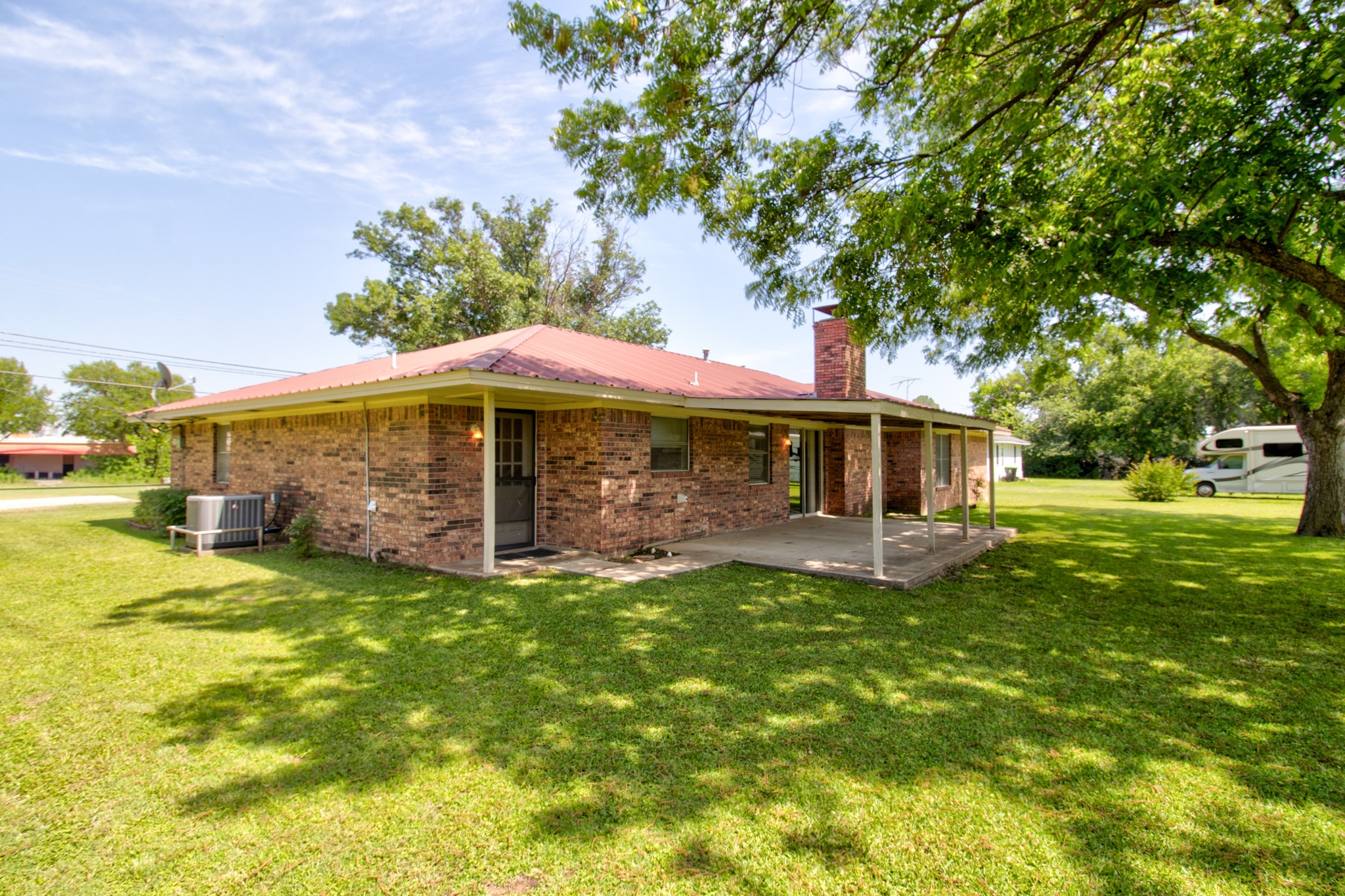 808 S Jefferson Street Pilot Point TX 76258