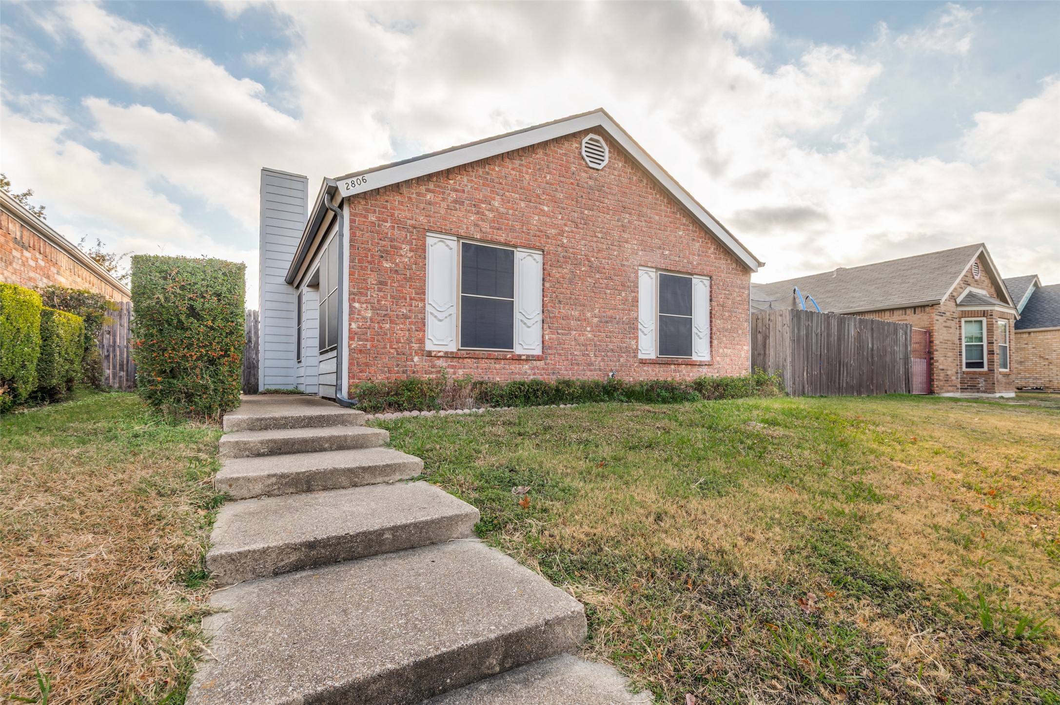 2806 Harvest Lake Drive Irving TX 75060