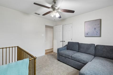 404 Glenwood Terrace Hurst TX 76053