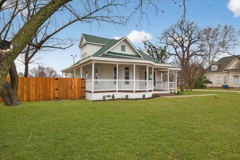 208 S Main Street Collinsville TX 76233