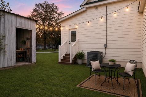 208 S Main Street Collinsville TX 76233