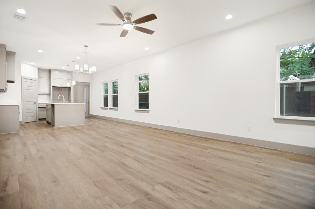 2422 Starks Avenue Dallas TX 75215