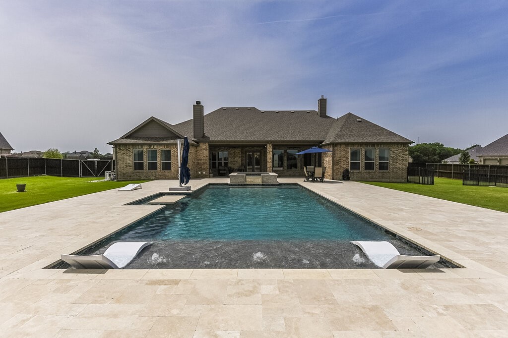 2720 Creek Crossing Lane Midlothian TX 76065