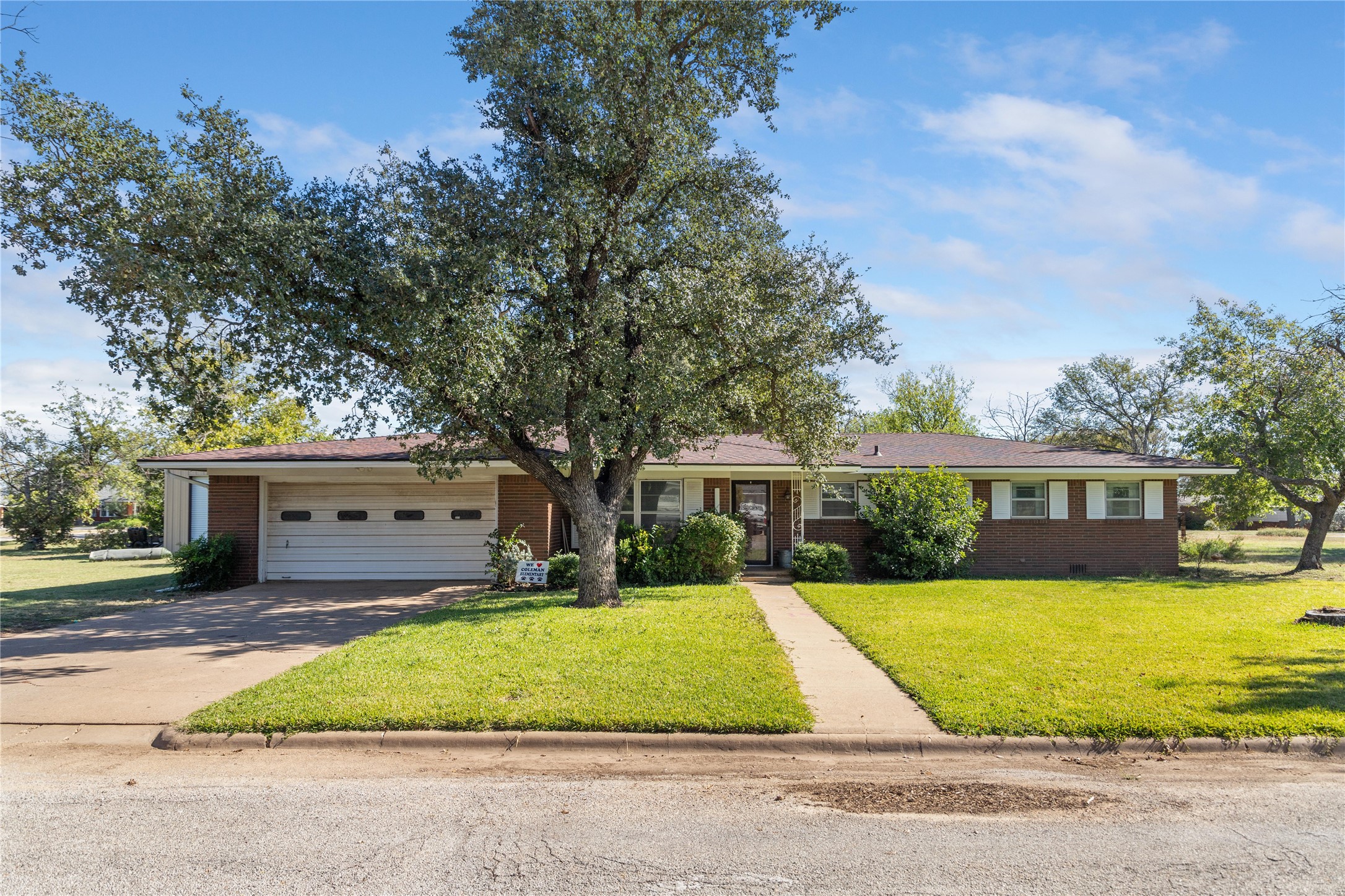 604 Rio Grande Street Coleman TX 76834