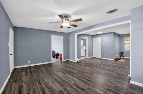 1304 E Franklin Street Hillsboro TX 76645