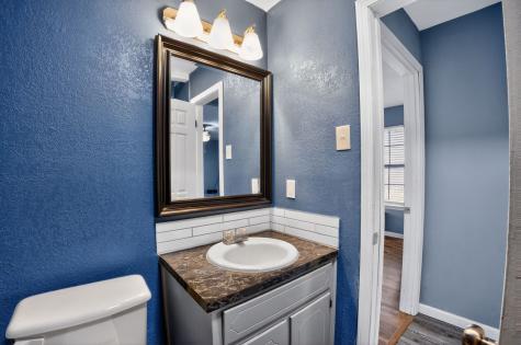 1304 E Franklin Street Hillsboro TX 76645