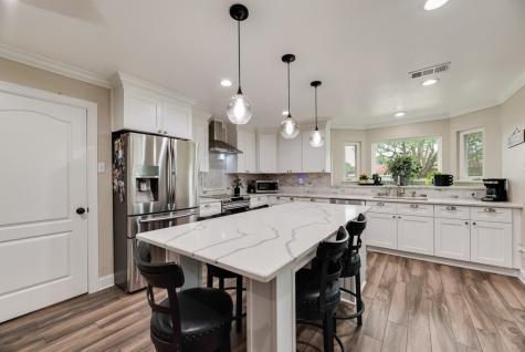 1130 High Knoll Drive Midlothian TX 76065
