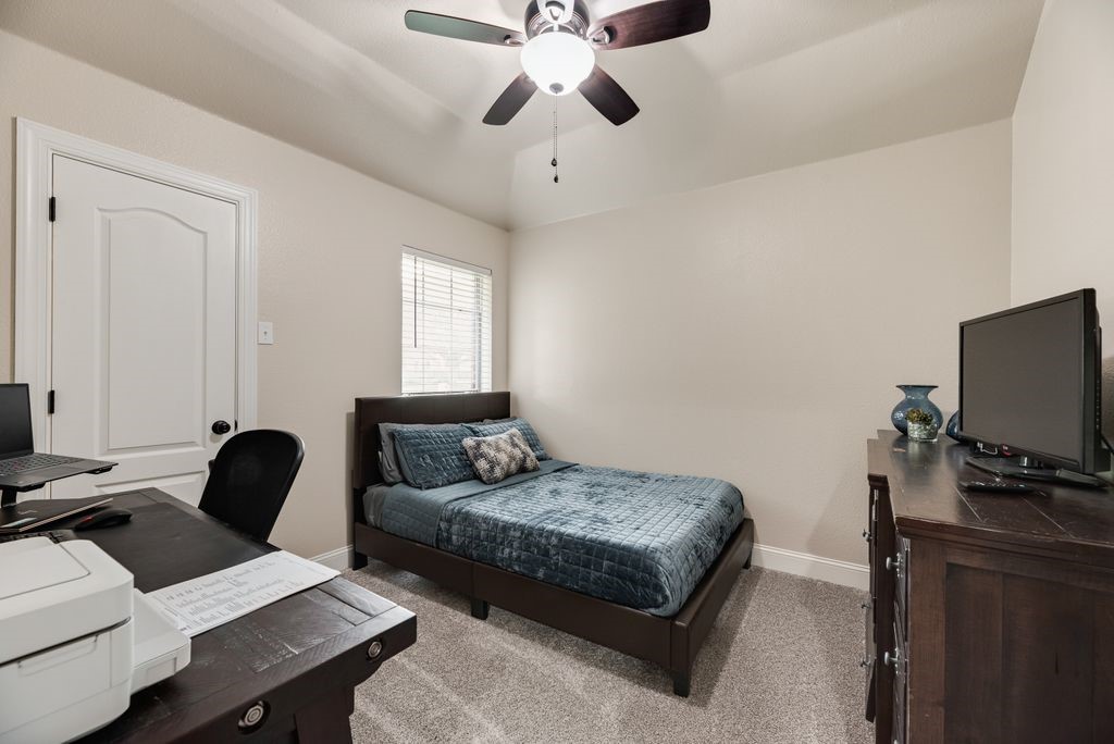1130 High Knoll Drive Midlothian TX 76065