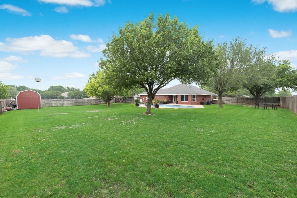 1130 High Knoll Drive Midlothian TX 76065