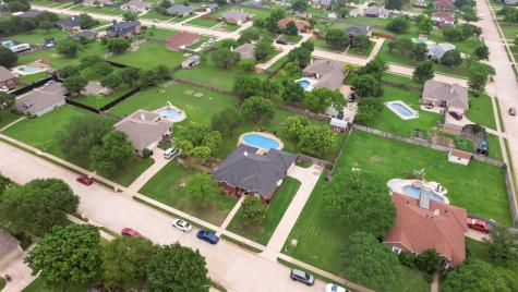 1130 High Knoll Drive Midlothian TX 76065