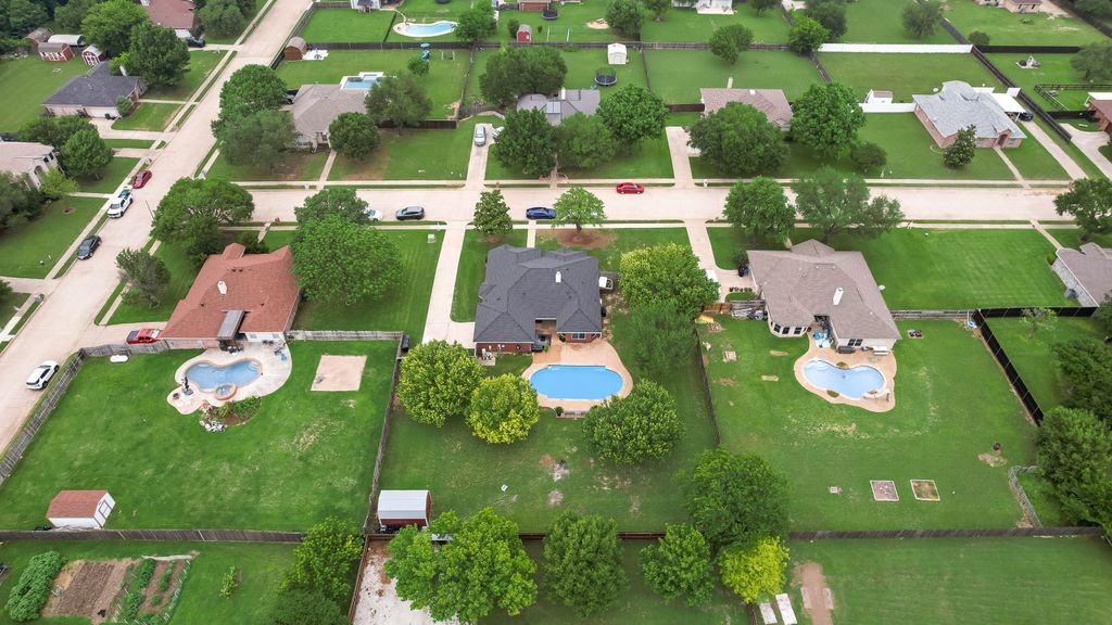 1130 High Knoll Drive Midlothian TX 76065