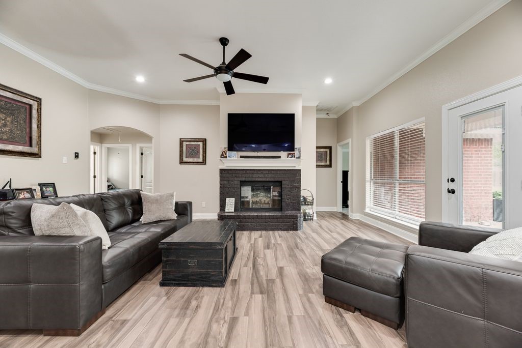 1130 High Knoll Drive Midlothian TX 76065