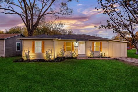 908 Edgewood Street Ennis TX 75119
