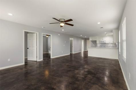 933 Rice Street Denison TX 75020