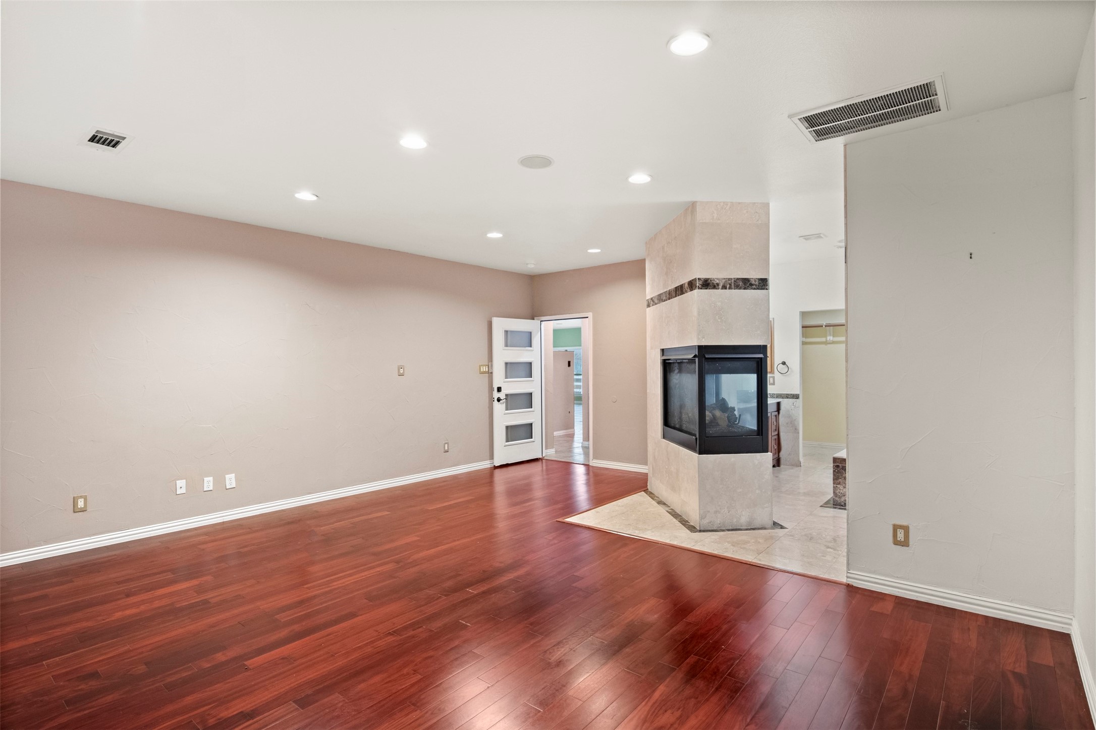 808 Sabona Drive Desoto TX 75115